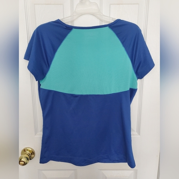 Xersio Women's Short Sleeve dark and light blue Sport Running Shirt - Picture 2 of 3